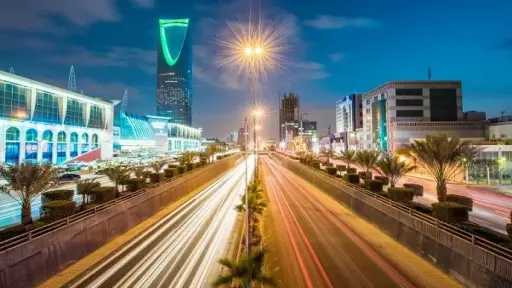 تشريعات وسياسات